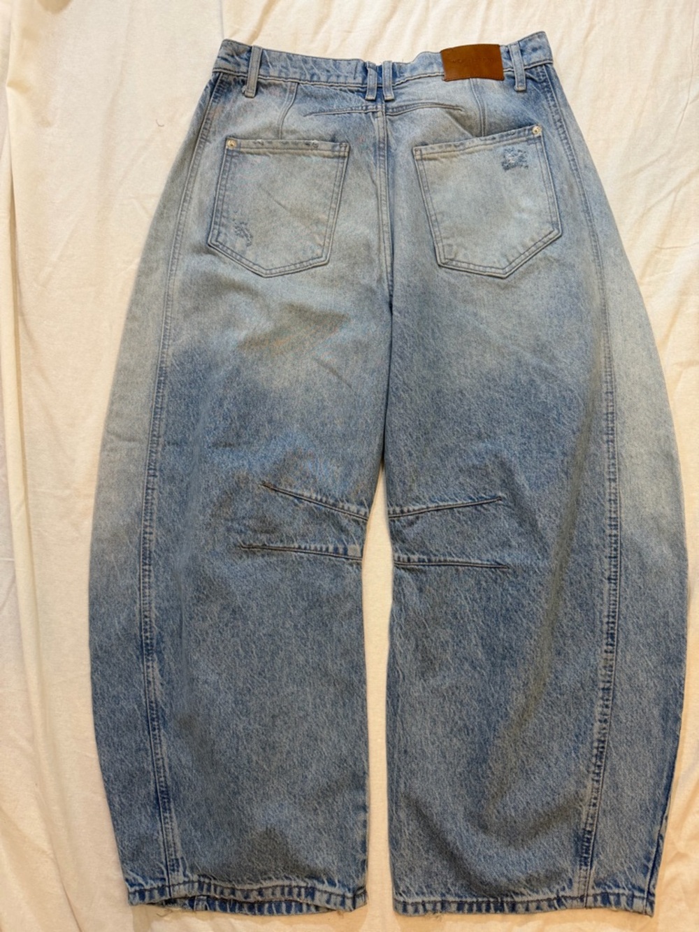 NWOT FREE PEOPLE BARREL JEANS size 29 - Picture 2 of 6